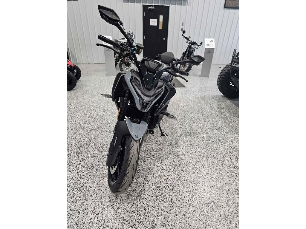 CFMOTO 675NK 2026