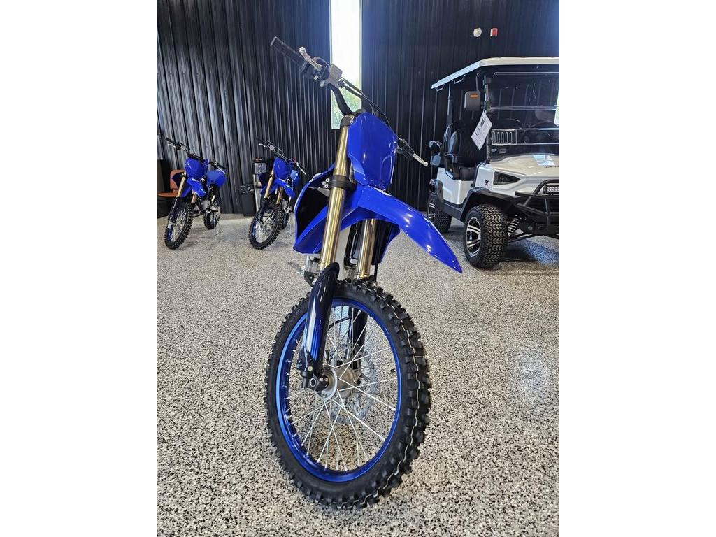 Yamaha YZ 450 2025
