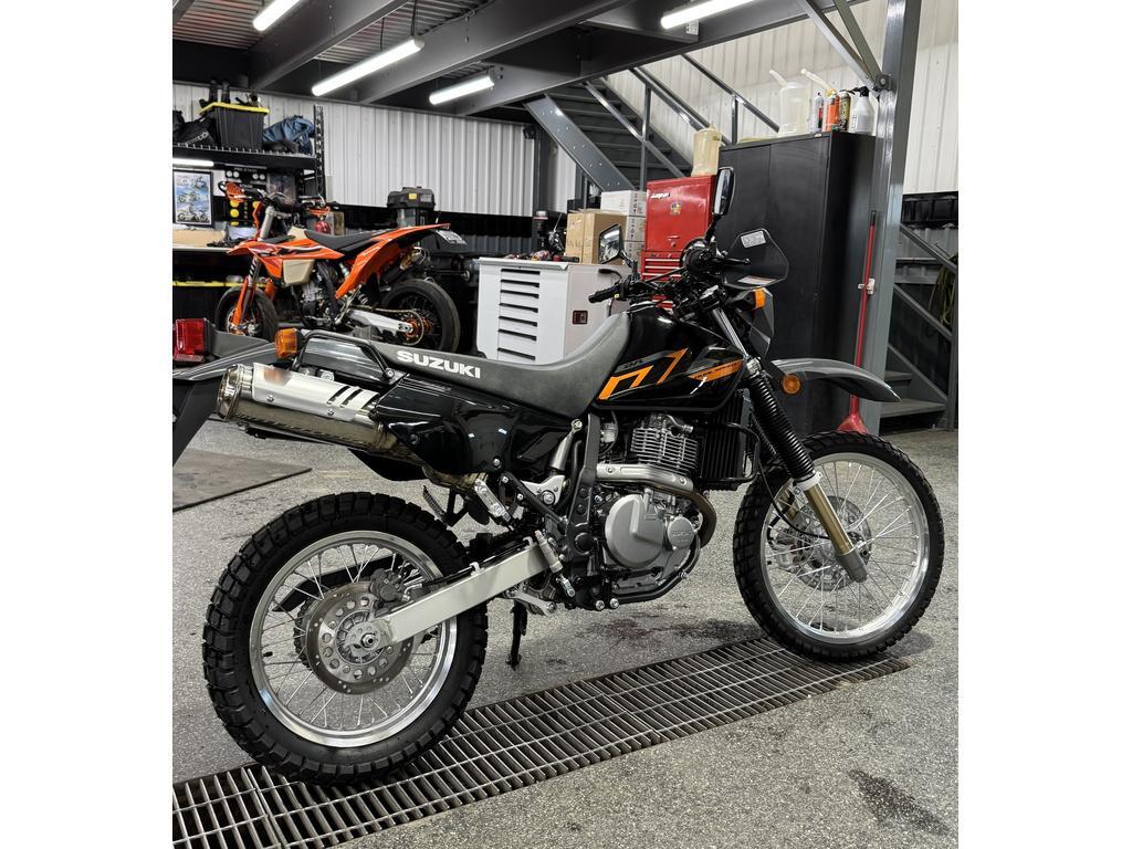 Suzuki DR650SEM6 2026