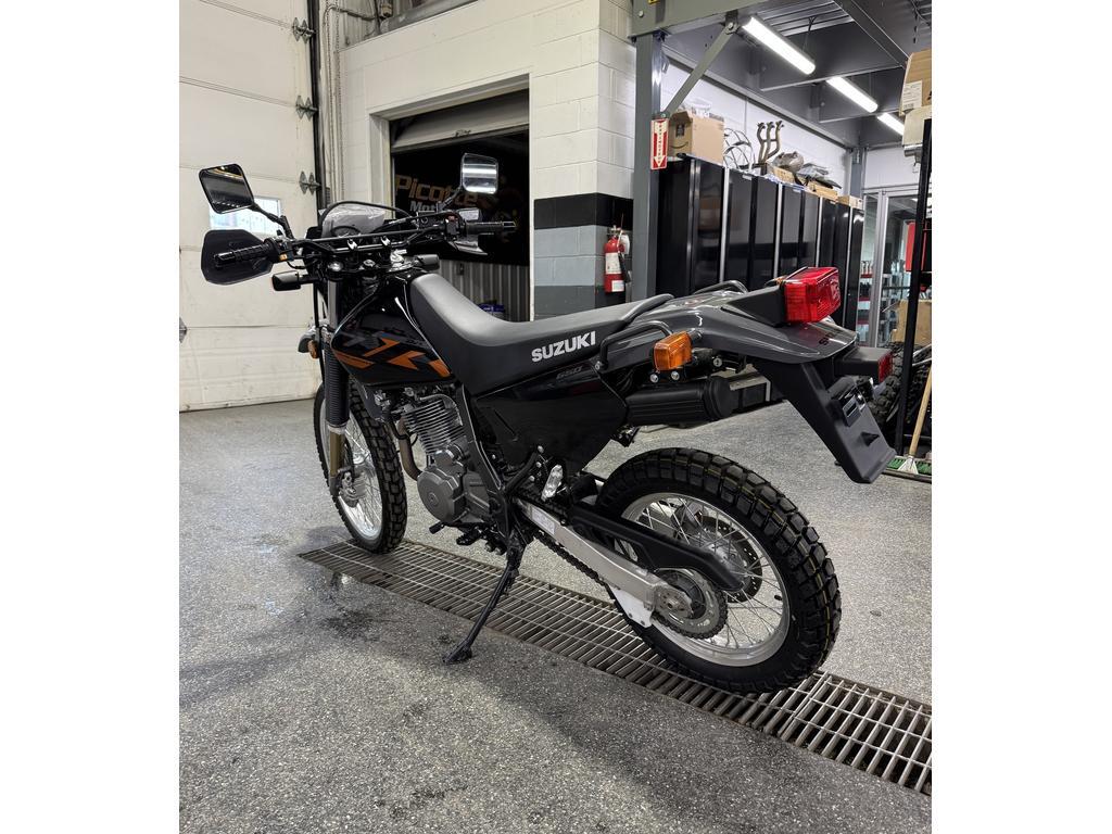 Suzuki DR650SEM6 2026
