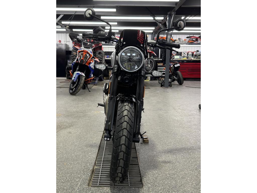 Triumph TRACKER 400 ARGENT 2027