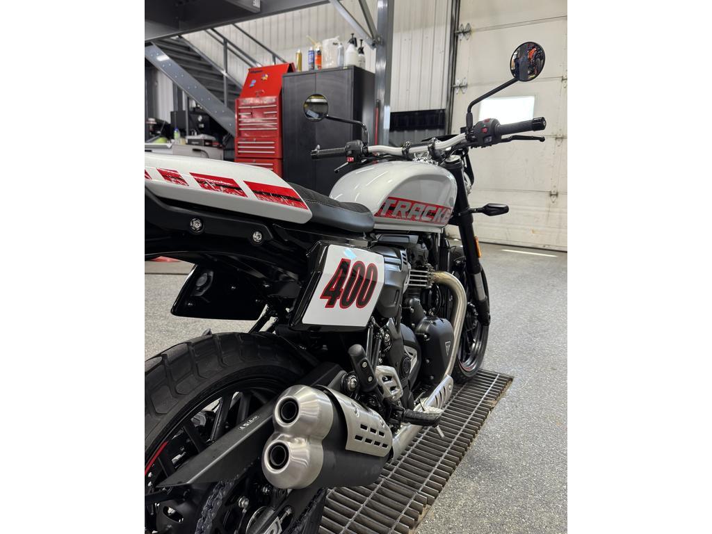 Triumph TRACKER 400 ARGENT 2027