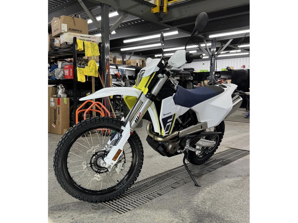 Husqvarna 701 Enduro 2027