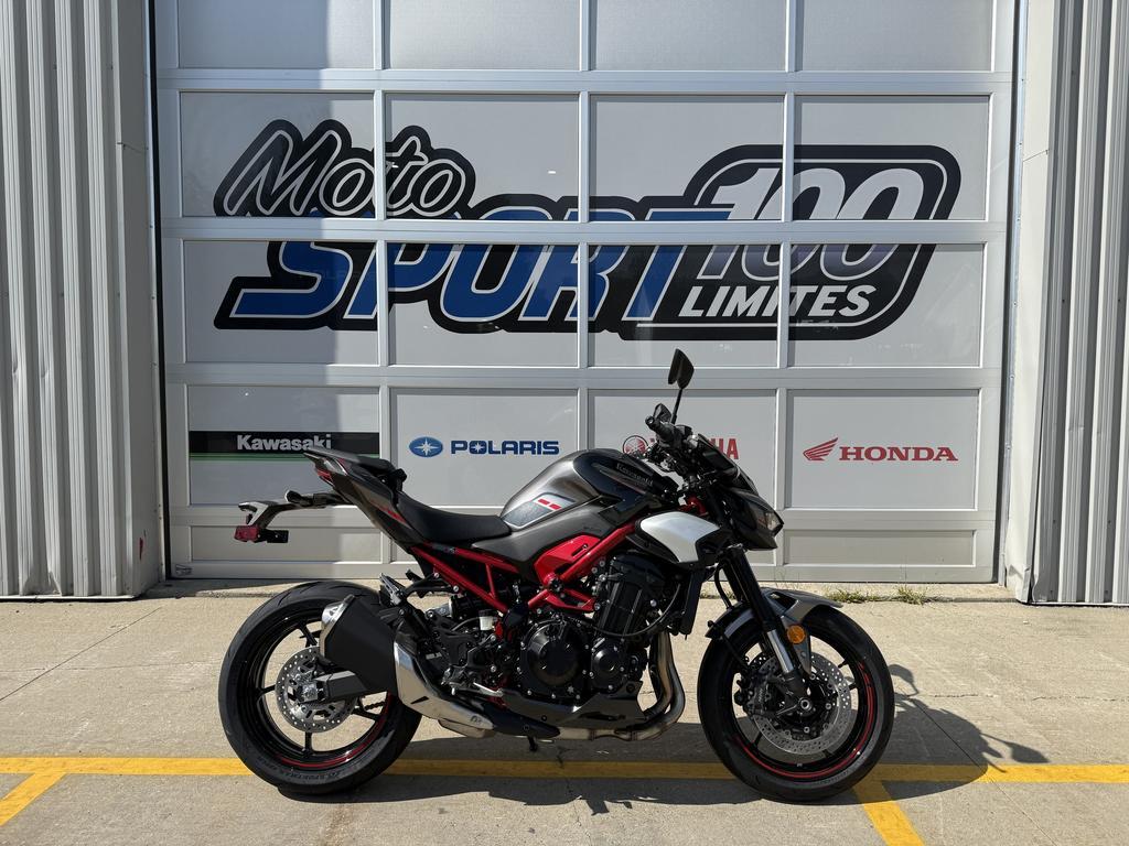 Kawasaki Z900 ABS 2025