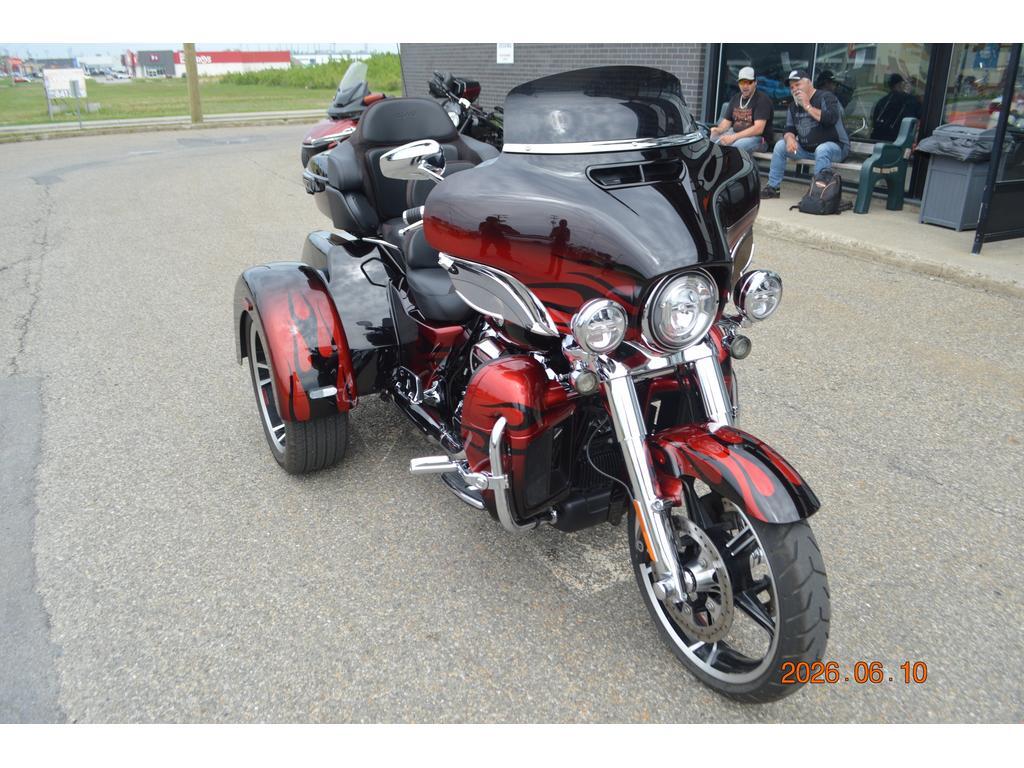 Harley-Davidson FLHTCUTGSE 2022