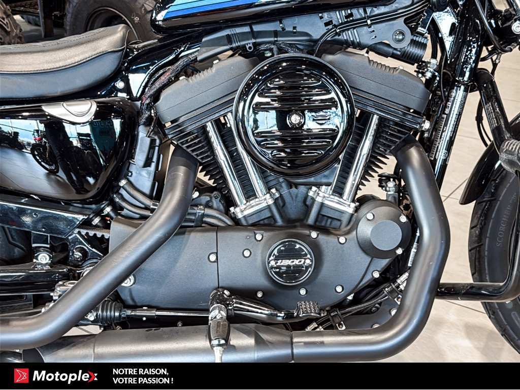Harley-Davidson XL1200C Sportster 1200 Custom 2018