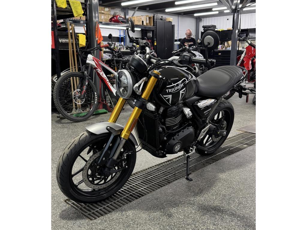 Triumph SPEED 400 NOIR 2026
