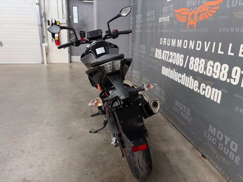 KTM 390 Duke 2022
