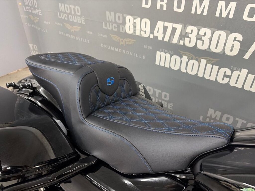Harley-Davidson FLTRX Road Glide 2024
