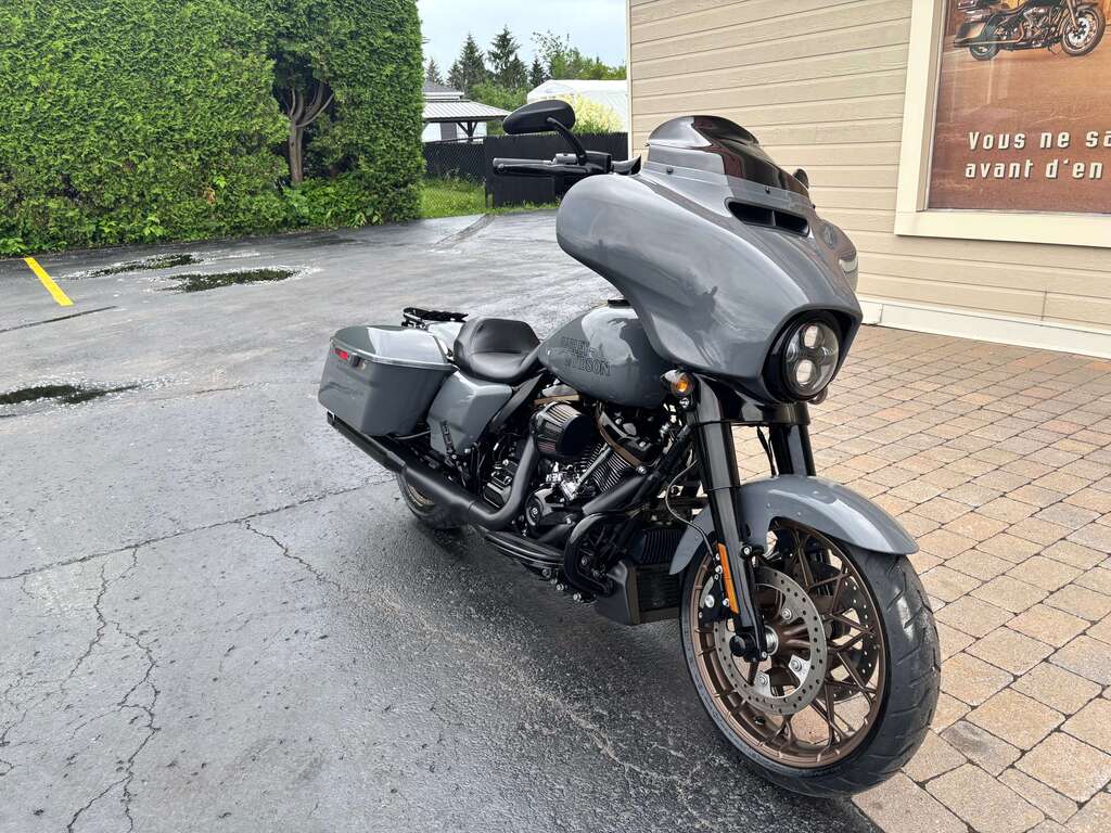 Harley-Davidson FLHXST Street Glide 2022