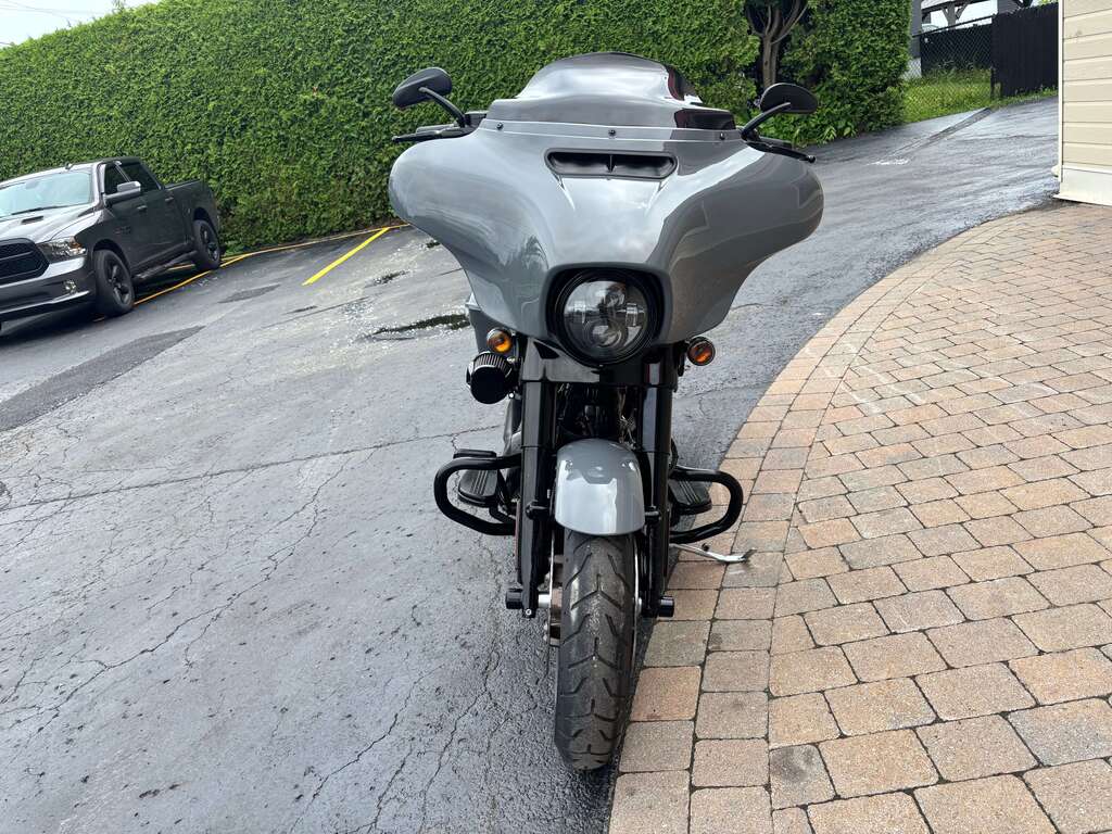 Harley-Davidson FLHXST Street Glide 2022