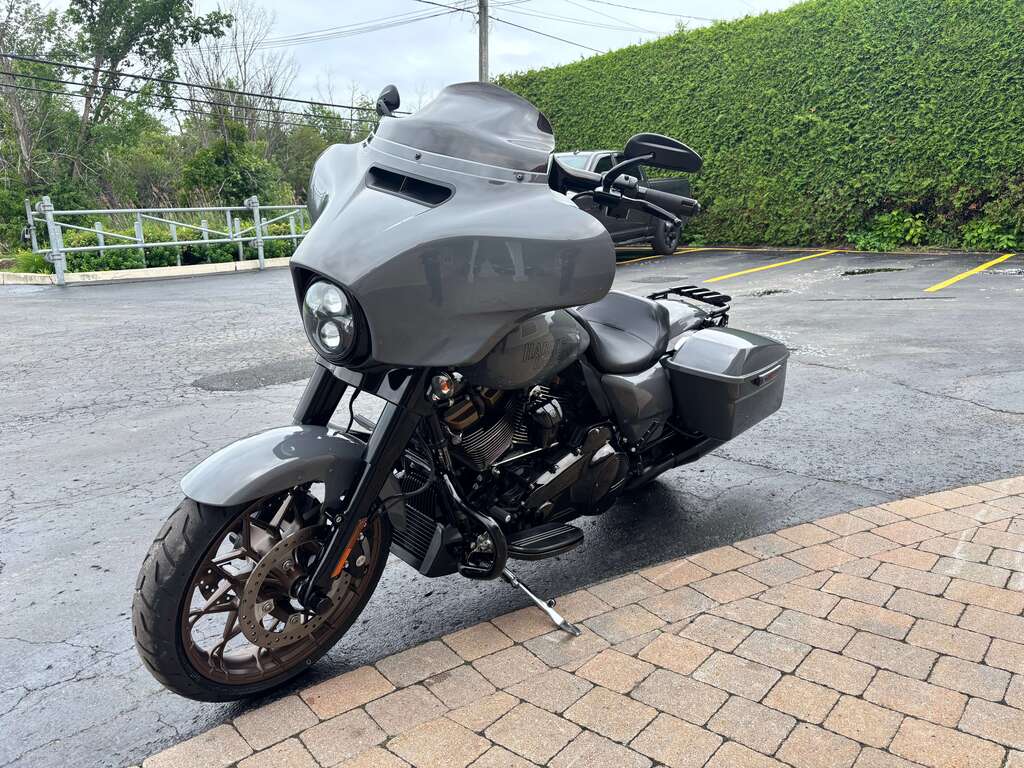 Harley-Davidson FLHXST Street Glide 2022