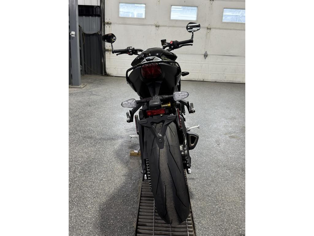 Triumph STREET TRIPLE 765 RS 2026