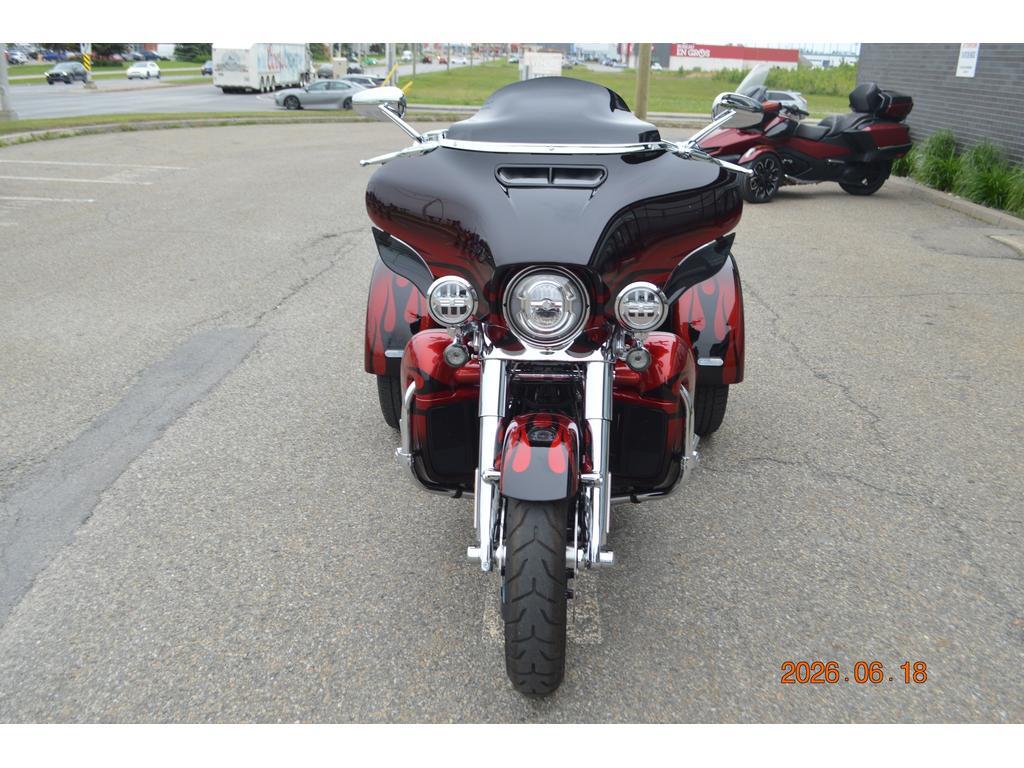 Harley-Davidson FLHTCUTGSE 2022