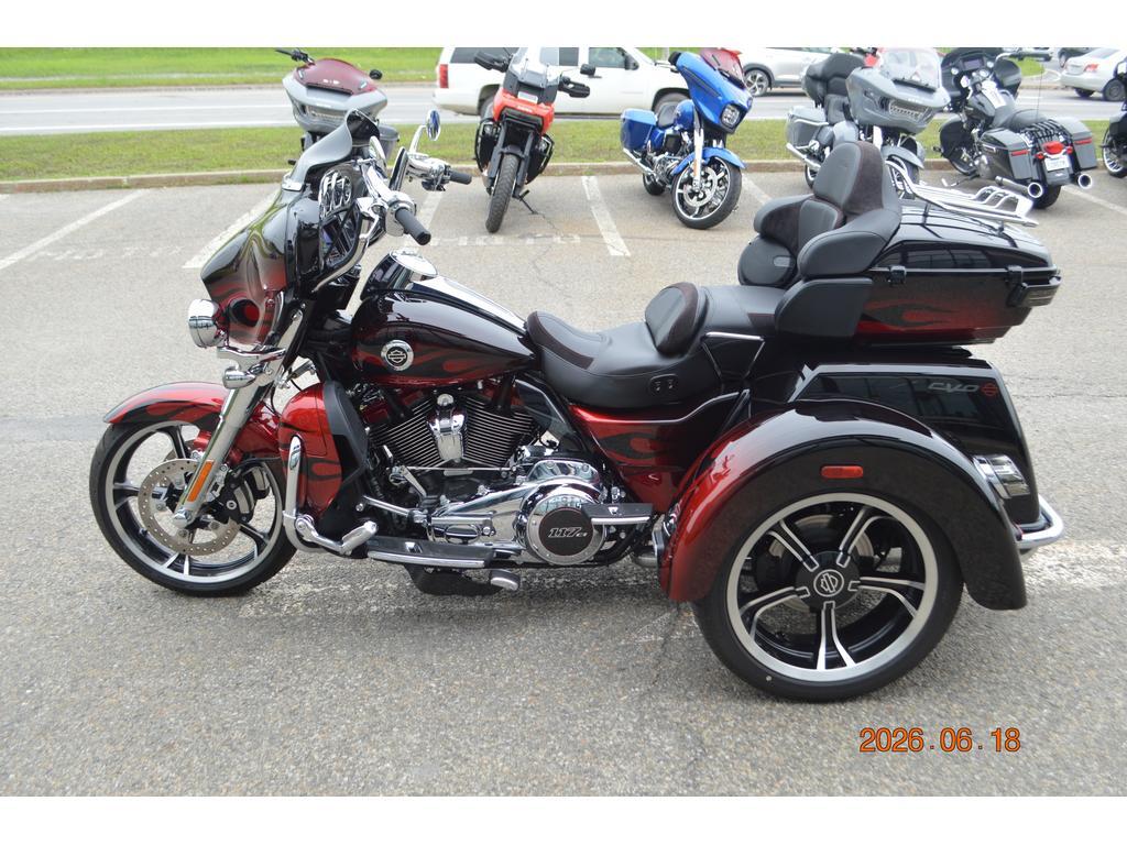 Harley-Davidson FLHTCUTGSE 2022