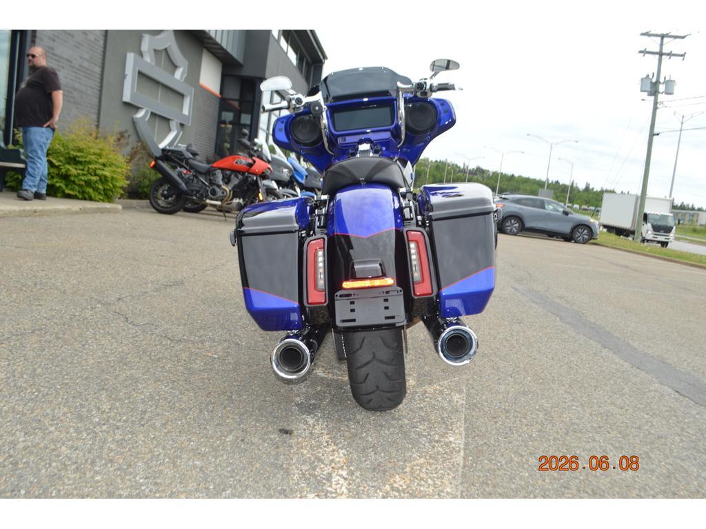 Harley-Davidson FLHXSE CVO 2025