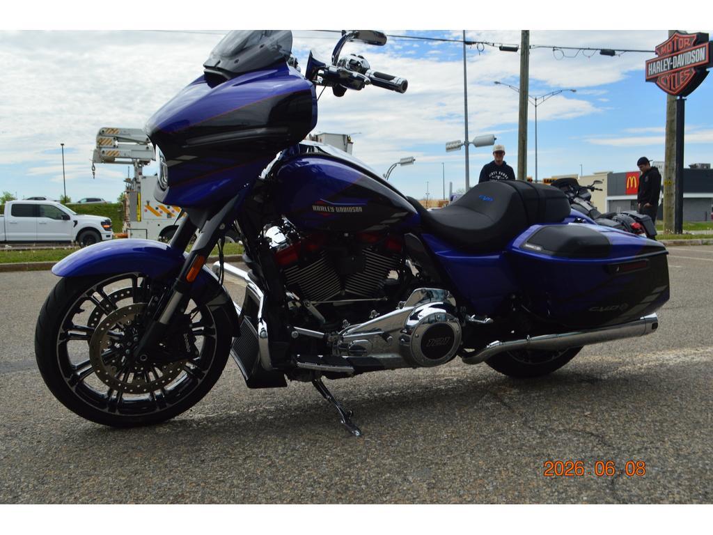 Harley-Davidson FLHXSE CVO 2025