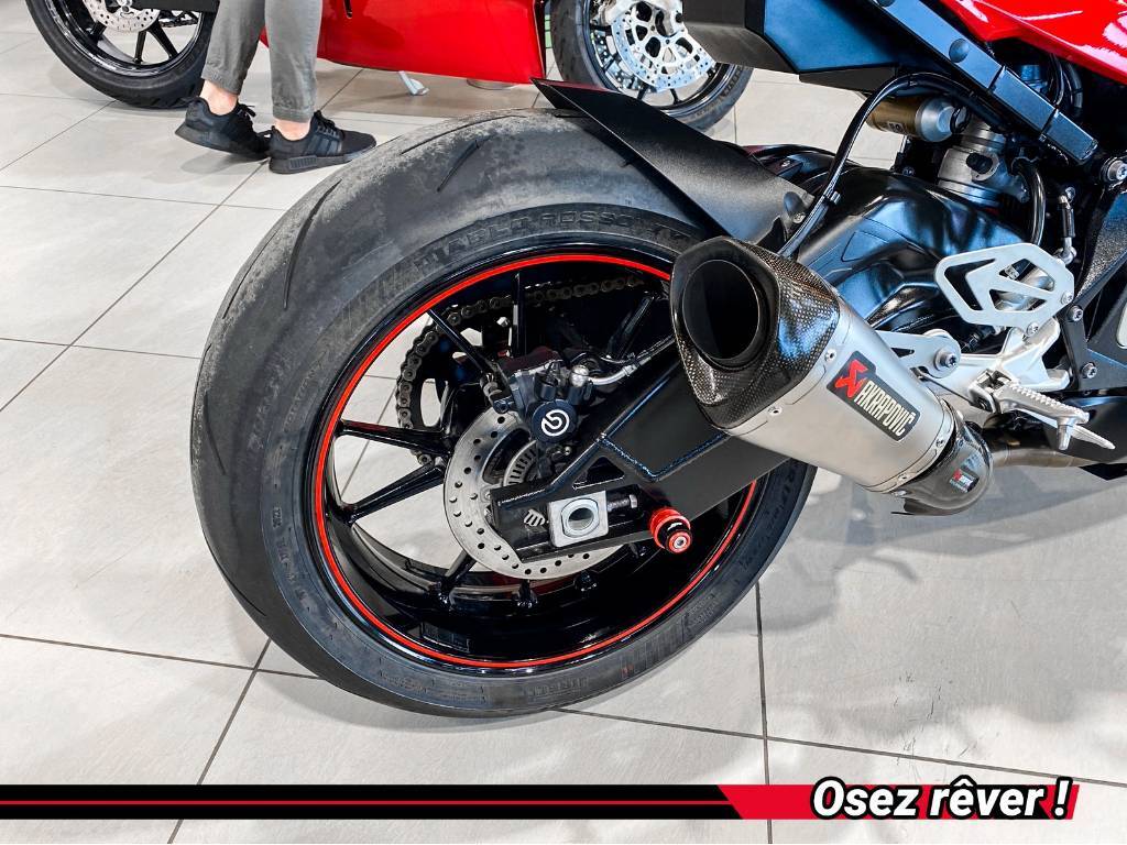 BMW S1000RR AKRAPOVIC 2017