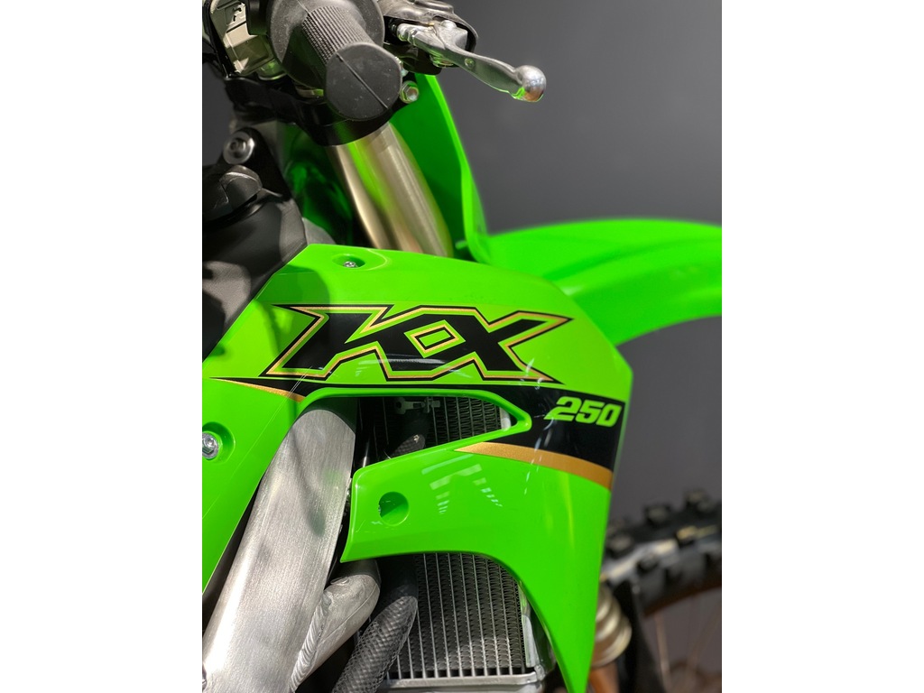 Kawasaki KX250 2022