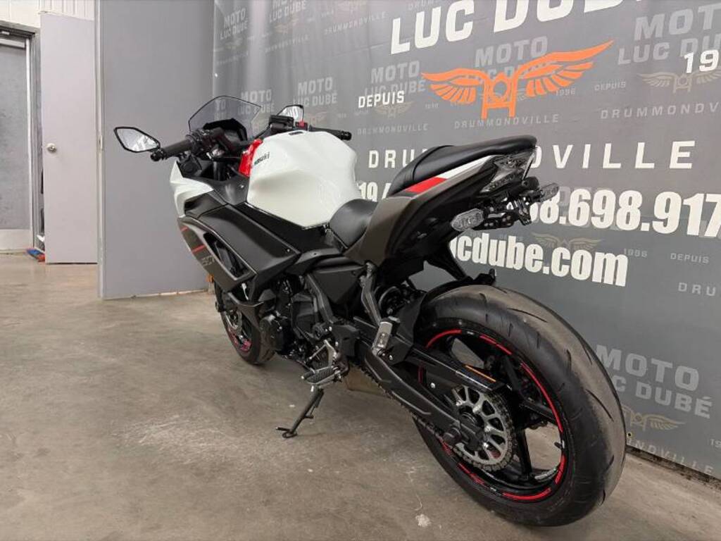 Kawasaki Ninja 650 ABS 2023