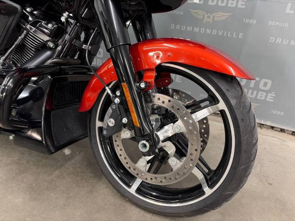 Harley-Davidson FLTRX Road Glide 2024