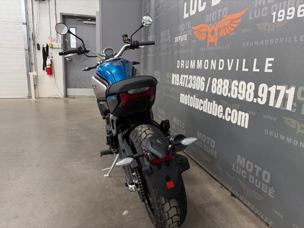 CFMOTO 700CL-X Heritage 2023