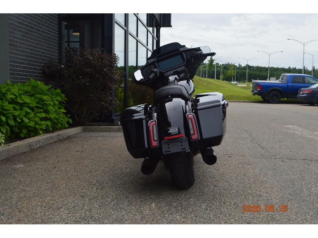 Harley-Davidson FLHX Street Glide 2025