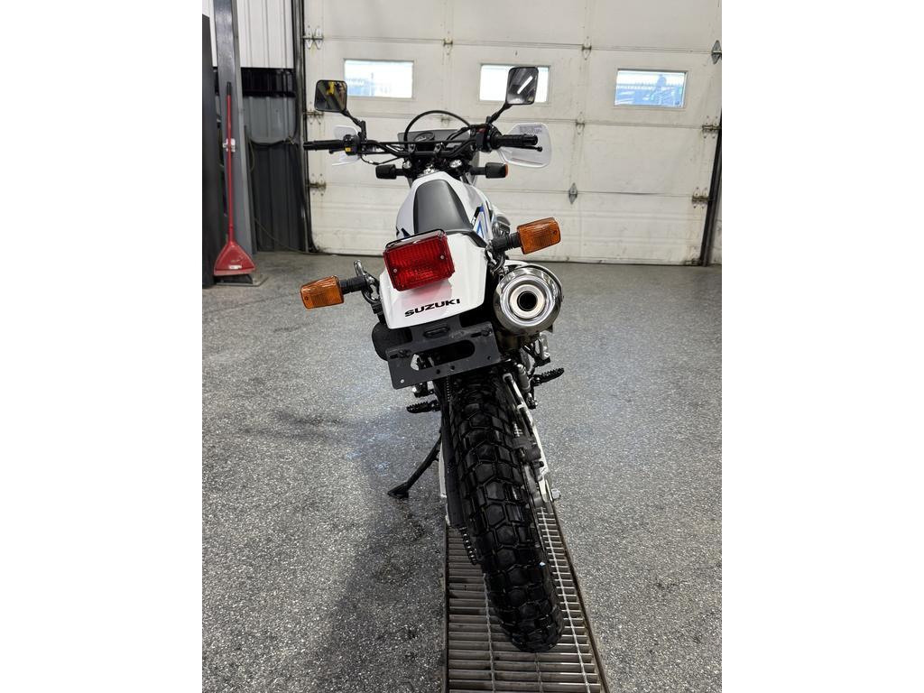 Suzuki DR650 2026