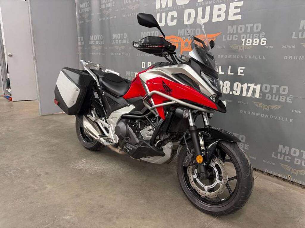 Honda NC750X DCT 2022