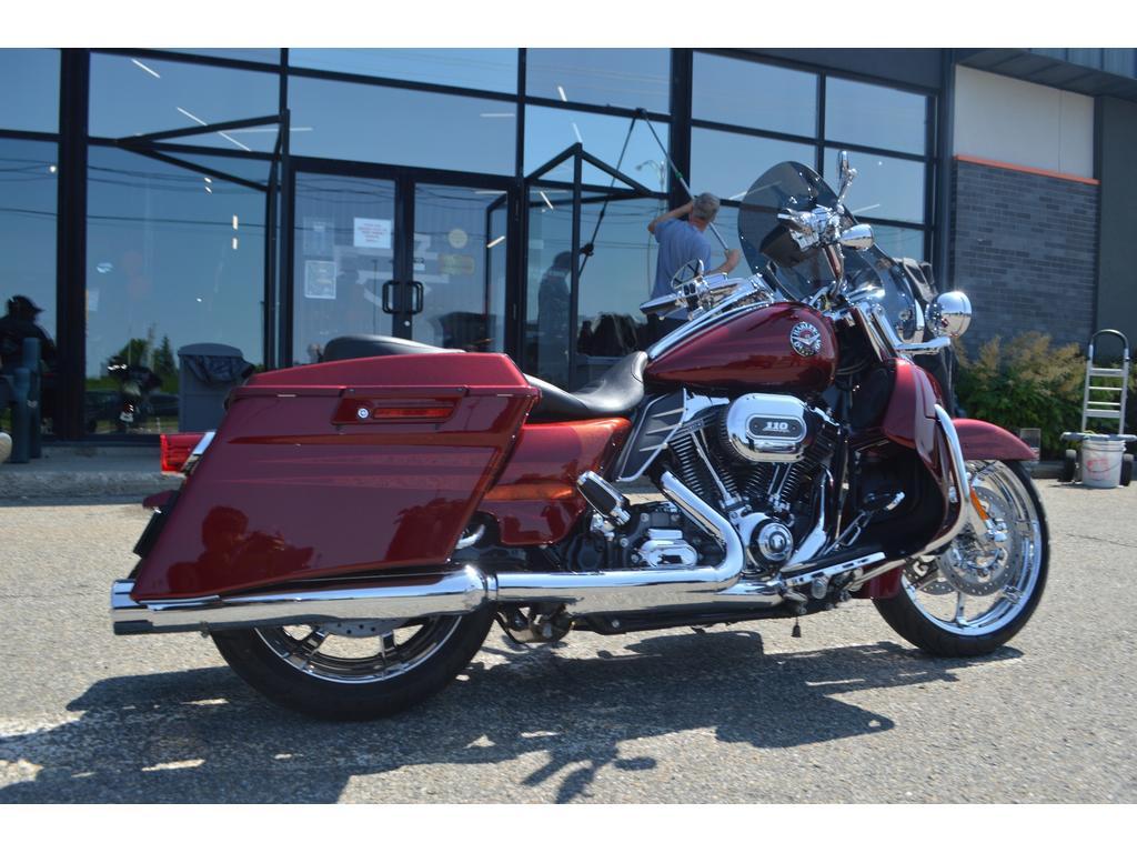 Harley-Davidson FLHRSE3 2013