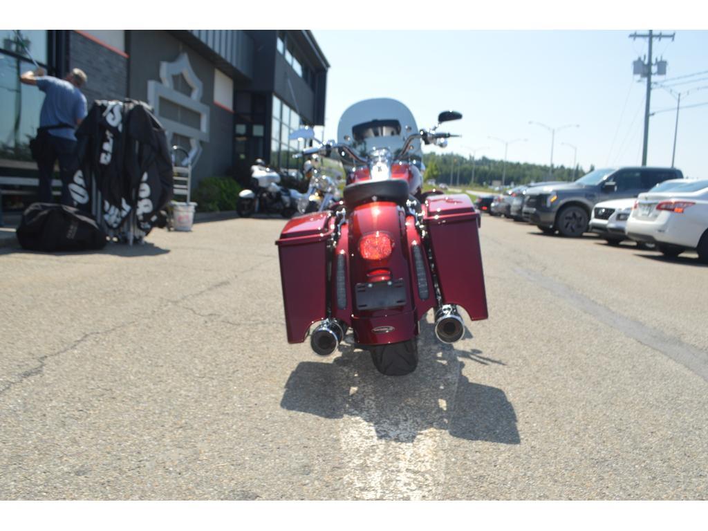 Harley-Davidson FLHRSE3 2013
