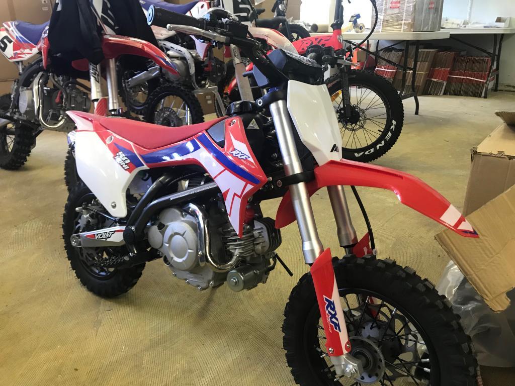 Motocross 110cc semi-automatique Apollo RFZ Start en liquidation