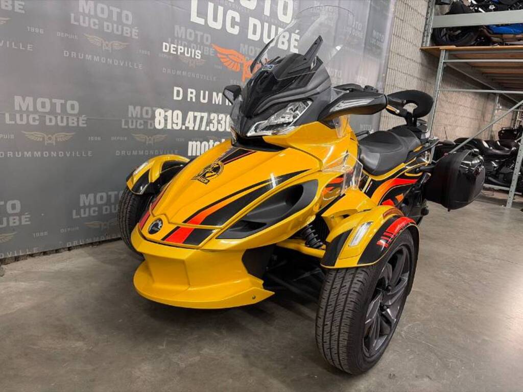 Can-Am Spyder ST-S 2013