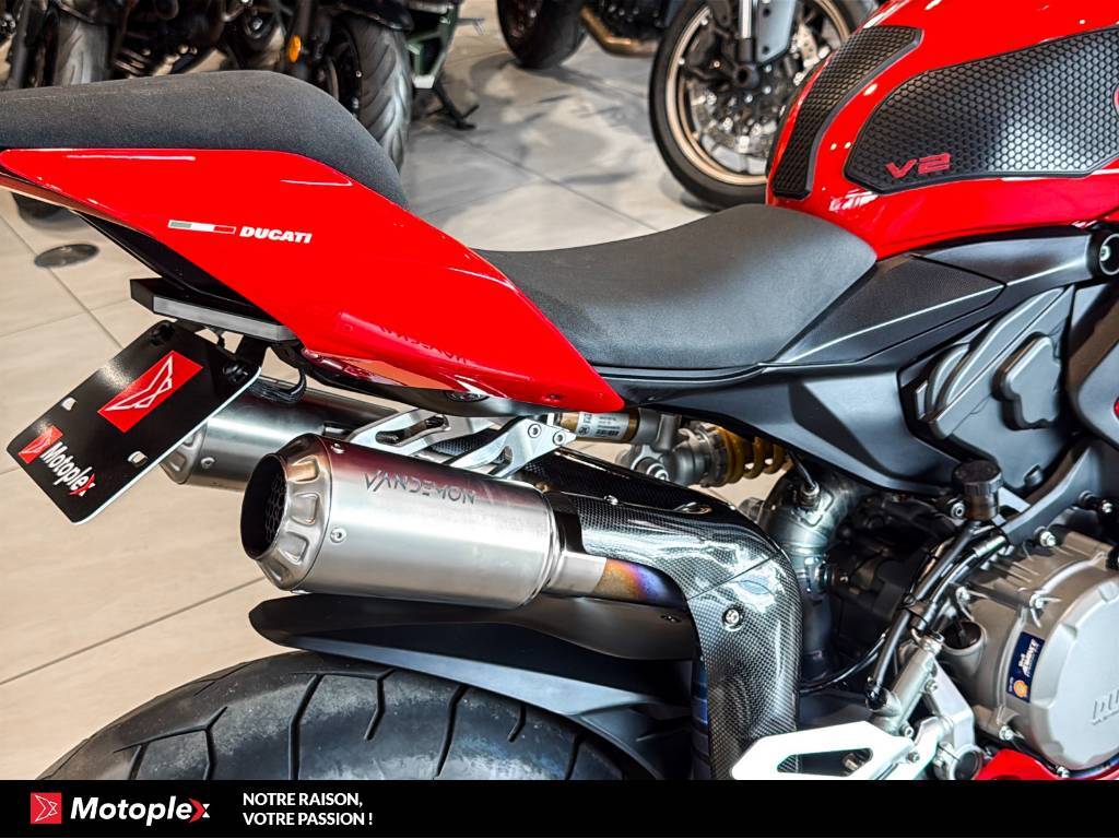 Ducati Panigale V2 2024