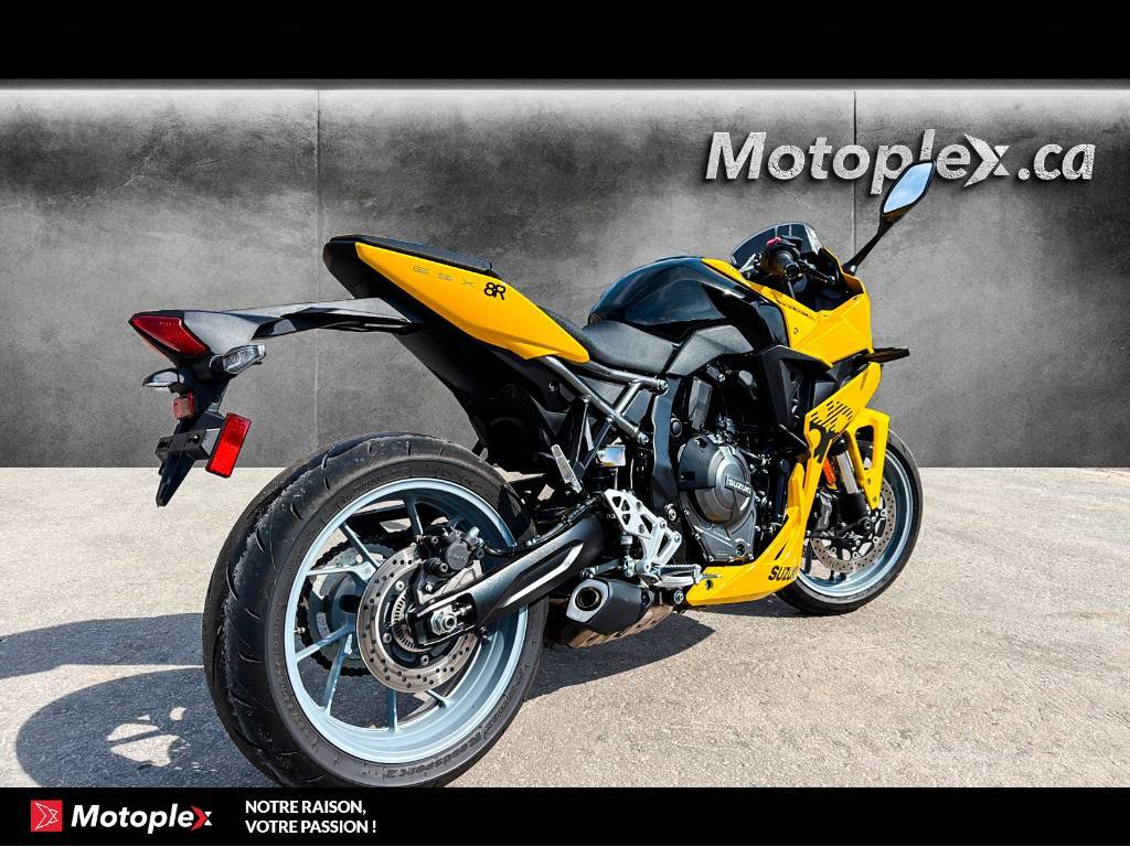 Suzuki GSX-8R 2024