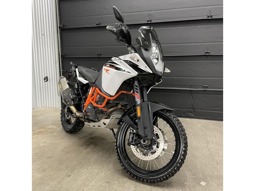 KTM ADVENTURE 1090R 2017