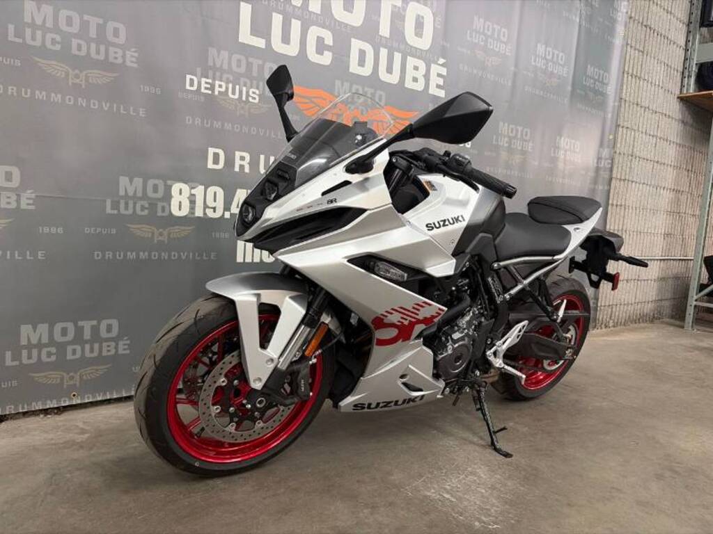 Suzuki GSX-8R 2024