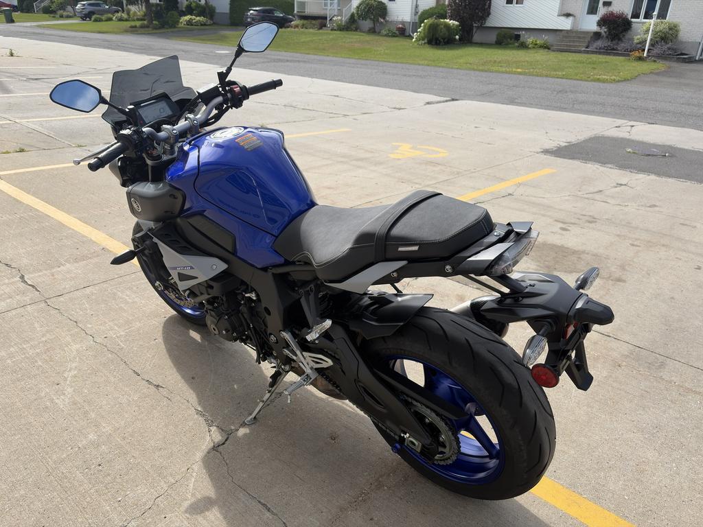 Yamaha MT-10 2021