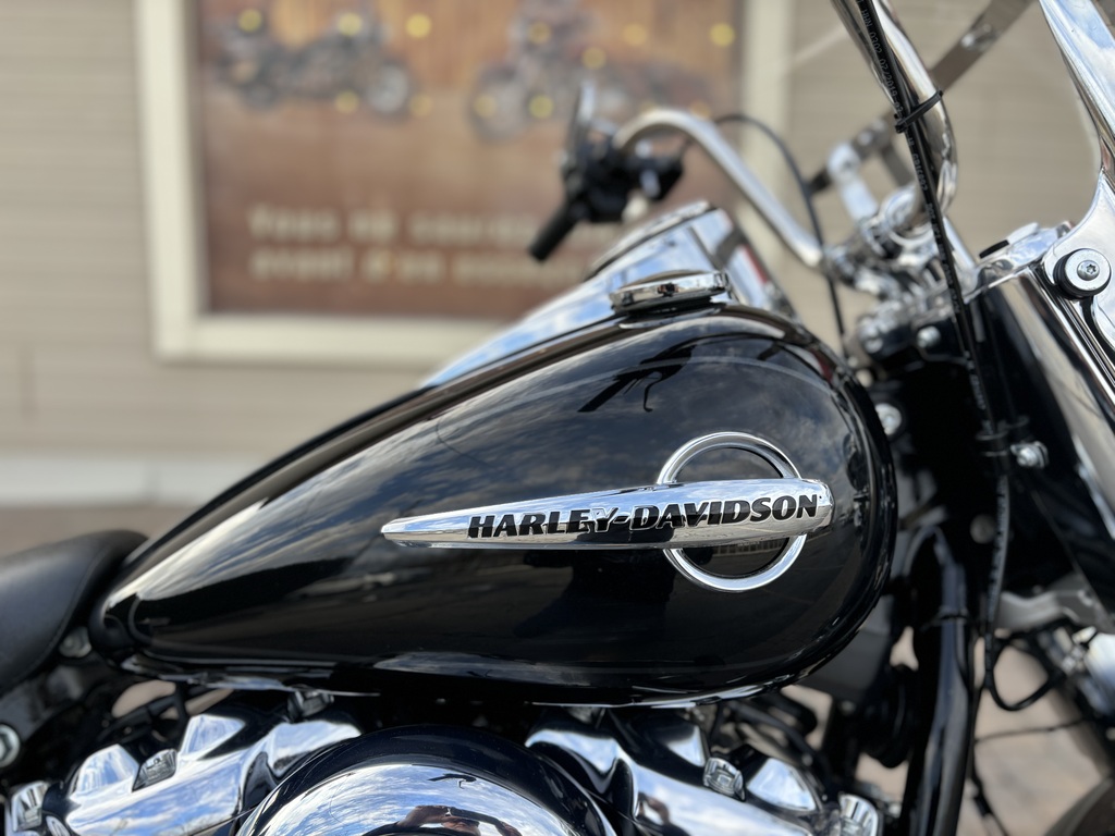 Harley-Davidson FLHC Heritage Softail Classic 2020