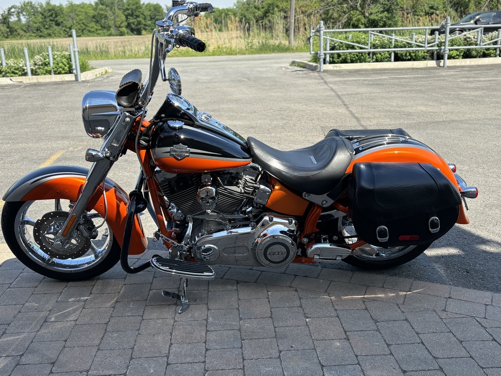 Harley-Davidson FLSTSE CVO Softail Convertible 2010