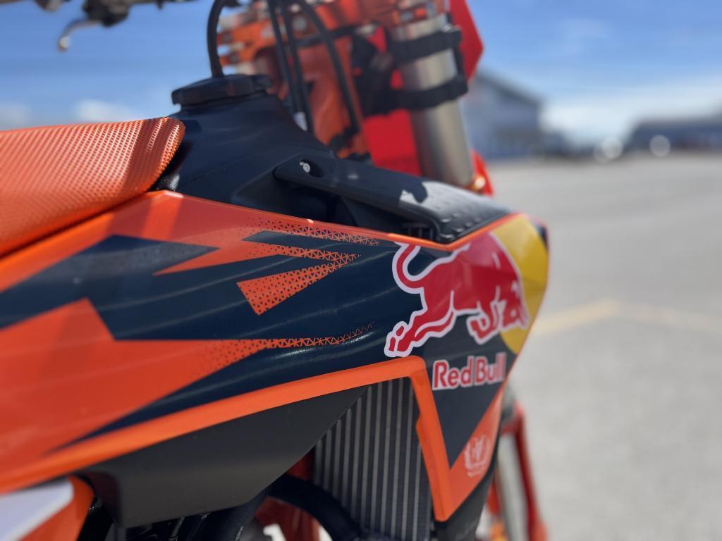 KTM 450 SX-F Factory Edition 2024