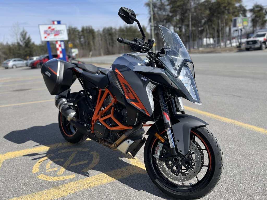 KTM 1290 S.DUKE GT 2017