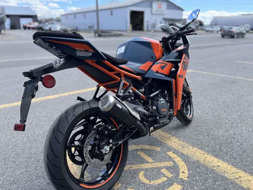 KTM 390 RC 2023