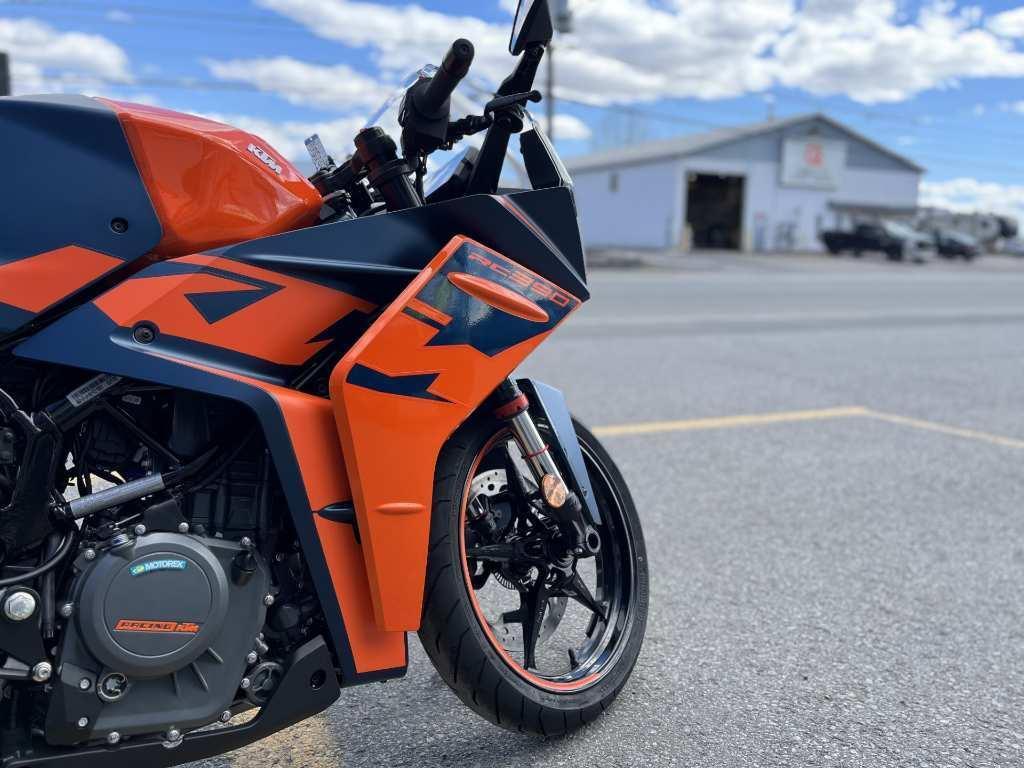 KTM 390 RC 2023