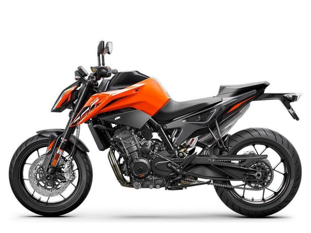 KTM 790 Duke 2024