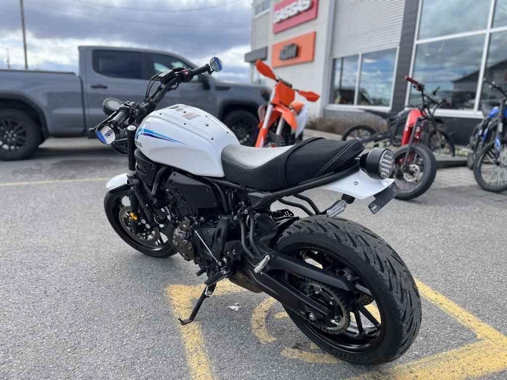 Yamaha XSR 700 2022