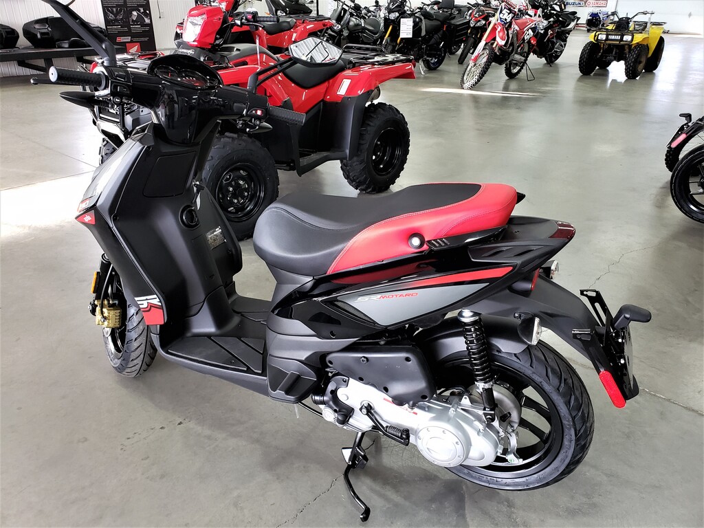 Aprilia SR 50 MT 4T 2023