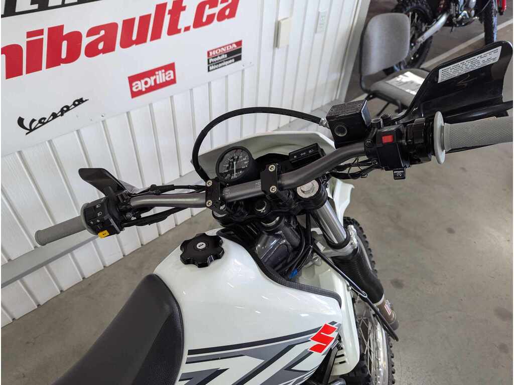 Suzuki DR650 2018