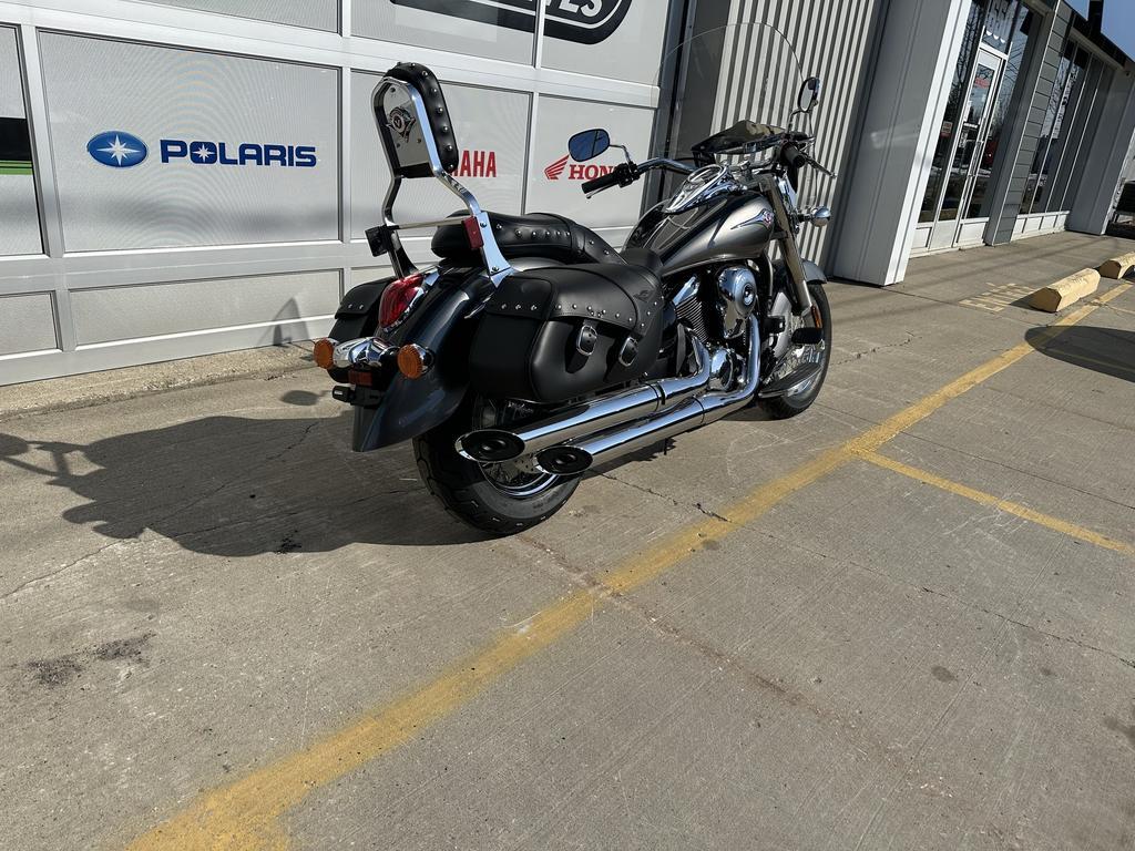 Kawasaki Vulcan 900 Classic LT 2024