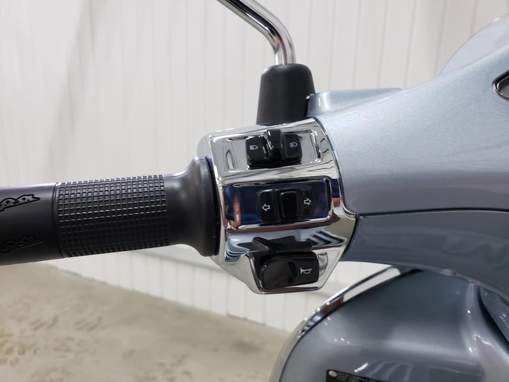 Vespa Primavera 50 2023